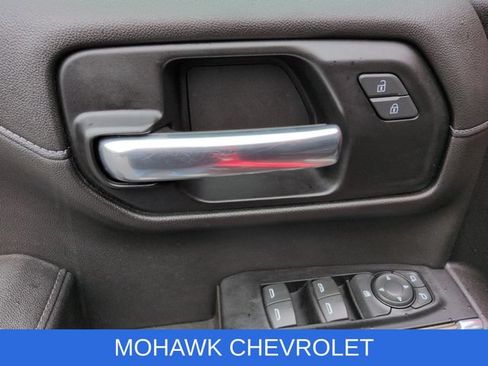 Certified 2019 Chevrolet Silverado 1500 LT Trail Boss w/ Convenience Package AWD/4WD image 23