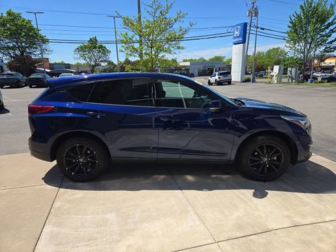 Used 2019 Acura RDX AWD image 2