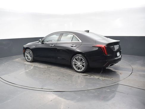 Used 2022 Cadillac CT4 Premium Luxury image 4