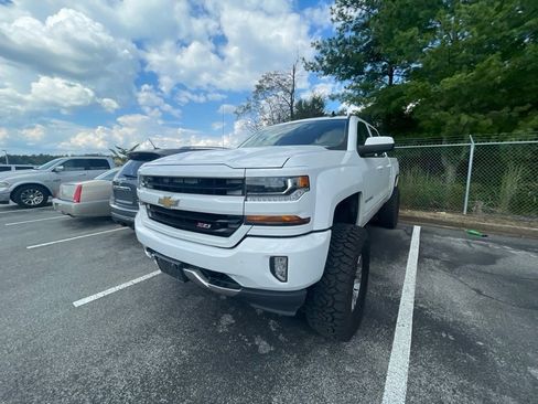 Used 2016 Chevrolet Silverado 1500 LT w/ All Star Edition AWD/4WD image 3