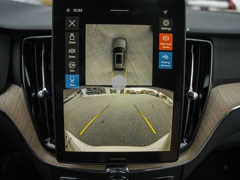 New 2026 Volvo XC60 B5 Plus w/ Protection Package Premier image 44