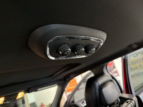 Used 2018 Dodge Durango R/T w/ Technology Group image 38