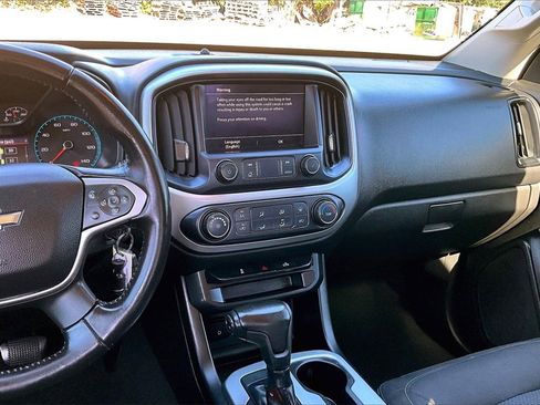 Certified 2019 Chevrolet Colorado LT image 10