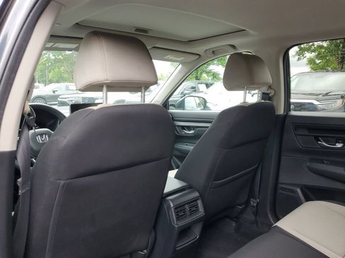 Used 2023 Honda CR-V EX image 11