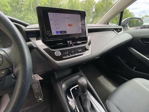 Used 2023 Toyota Corolla LE FWD image 23