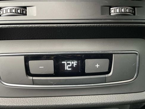 Certified 2023 Audi Q7 2.0T Premium w/ Convenience Package image 14