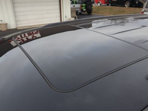 Used 2015 Jeep Grand Cherokee Altitude image 27