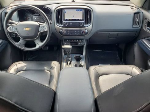 Used 2019 Chevrolet Colorado Z71 AWD/4WD image 17