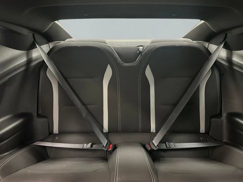 Used 2023 Chevrolet Camaro LT RWD image 11
