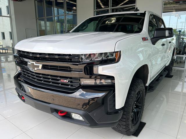 Used 2020 Chevrolet Silverado 1500 LT Trail Boss AWD/4WD image 2
