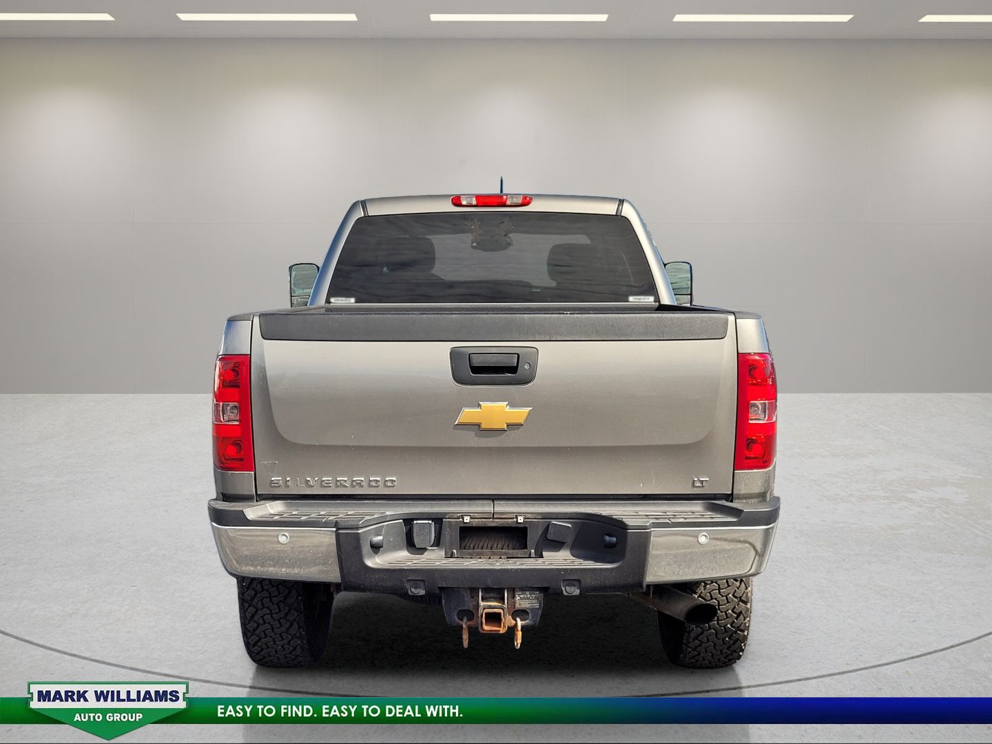Used 2014 Chevrolet Silverado 2500 LT w/ Interior Plus Package AWD/4WD image 5