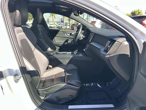 Certified 2024 Volvo S60 B5 Plus w/ Climate Package image 25