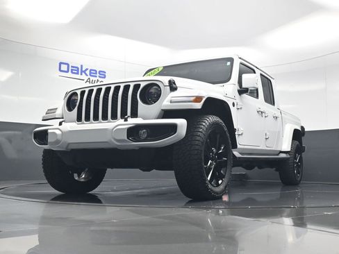 Used 2023 Jeep Gladiator Overland AWD/4WD image 40