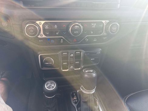 Used 2024 Jeep Wrangler Sahara w/ Safety Group image 23