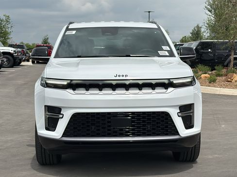 New 2026 Jeep Grand Wagoneer L 4WD image 2