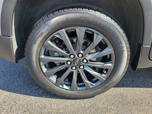 Used 2023 Chevrolet Traverse RS AWD/4WD image 7