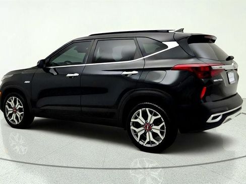 Used 2021 Kia Seltos SX w/ SX Sunroof Package AWD/4WD image 7