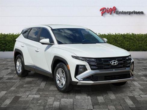 Used 2026 Hyundai Tucson SE FWD image 6