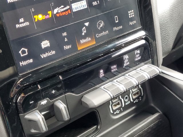 Used 2023 RAM 1500 Big Horn AWD/4WD image 21
