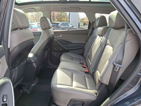 Used 2017 Hyundai Santa Fe SE Ultimate w/ SE Ultimate Tech Package 03 image 26