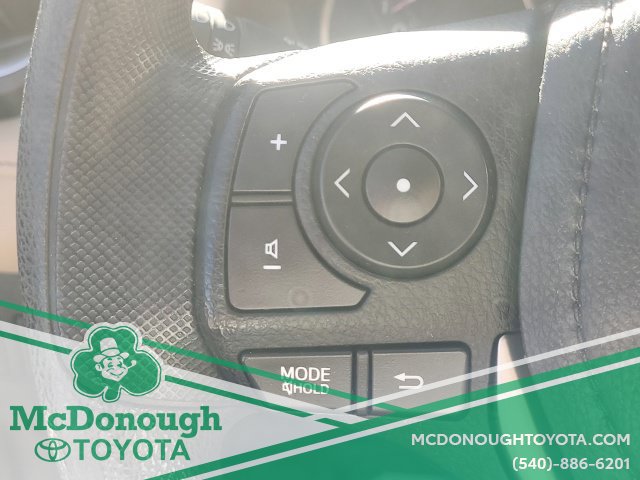 Used 2015 Toyota RAV4 XLE AWD/4WD image 33