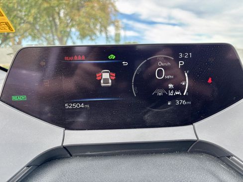 Used 2024 Toyota Prius LE image 26