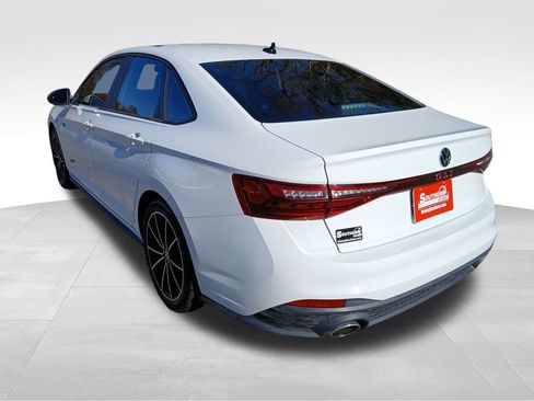 Used 2025 Volkswagen Jetta GLI Autobahn image 6