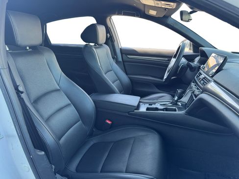 Used 2021 Honda Accord Sport image 15