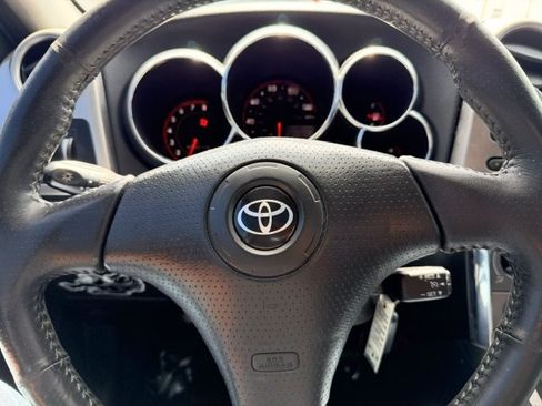 Used 2007 Toyota Matrix XR FWD image 20