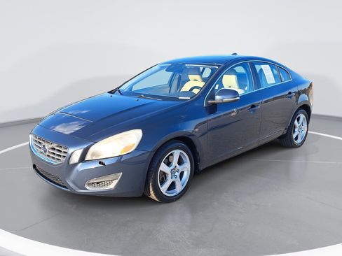 Used 2013 Volvo S60 T5 image 7