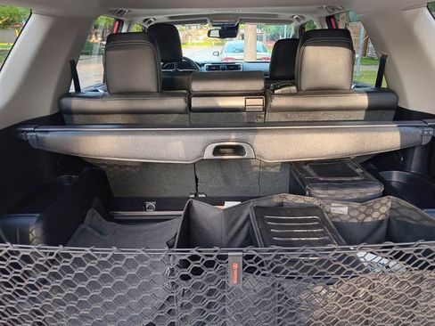 Used 2023 Toyota 4Runner Limited image 12