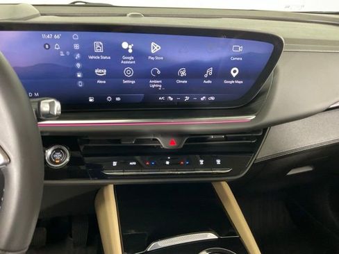 Used 2024 Buick Envision Preferred image 15