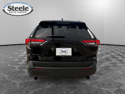 Used 2025 Toyota RAV4 LE FWD image 4