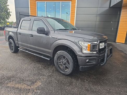 Used 2019 Ford F150 XL w/ Equipment Group 101A Mid AWD/4WD image 4