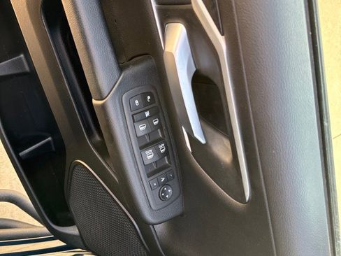 Used 2023 RAM 1500 Big Horn image 10