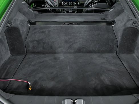 Used 2018 Mercedes-Benz AMG GT R image 16