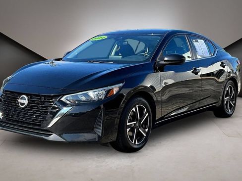 Used 2024 Nissan Sentra SV FWD image 3