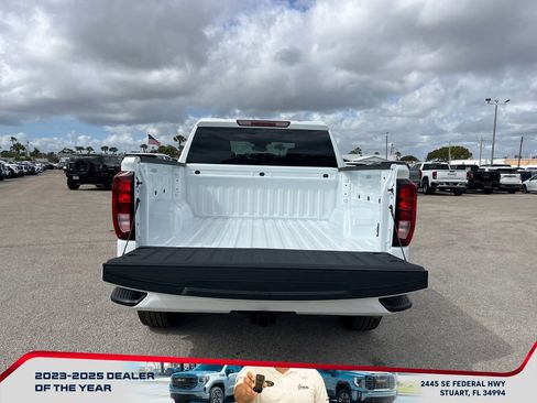 New 2026 GMC Sierra 1500 Elevation image 16