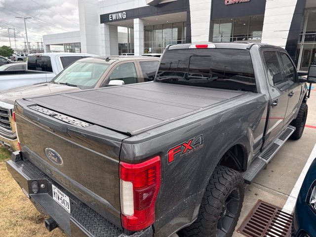 Used 2019 Ford F250 Lariat w/ Lariat Ultimate Package AWD/4WD image 4