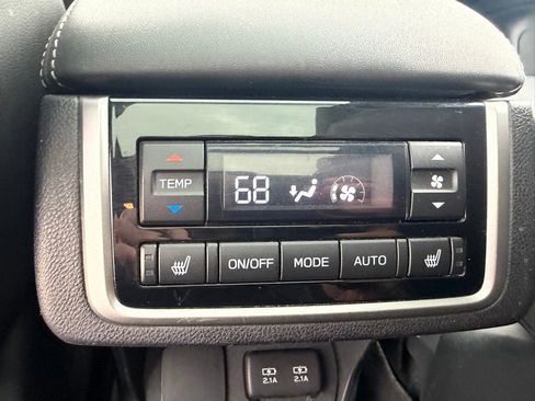 Used 2019 Subaru Ascent Limited w/ Popular Package #3 image 30