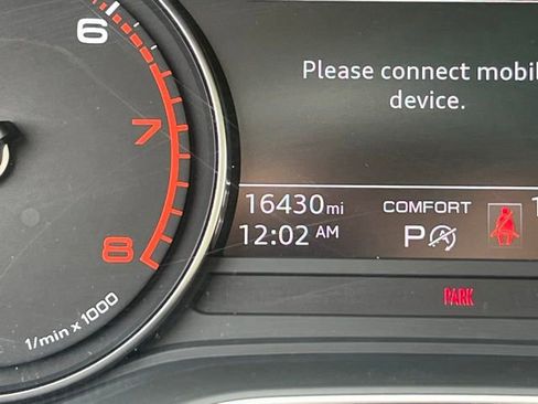 Used 2023 Audi Q5 2.0T Premium w/ Convenience Package AWD/4WD image 17