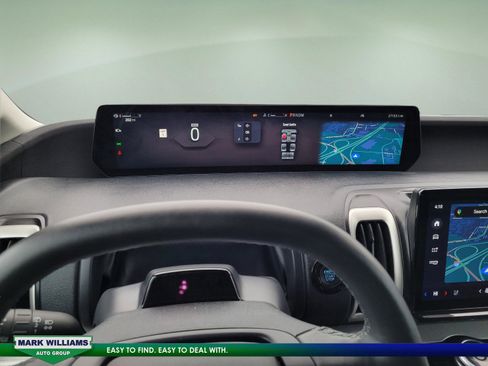 Used 2025 Ford Expedition Active image 20