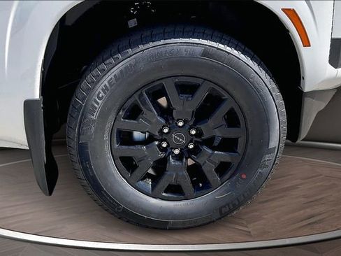 New 2026 Nissan Frontier SV RWD image 10