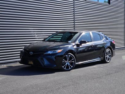 Used 2018 Toyota Camry SE