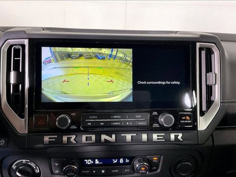 Certified 2025 Nissan Frontier SV w/ SV Convenience Package image 29