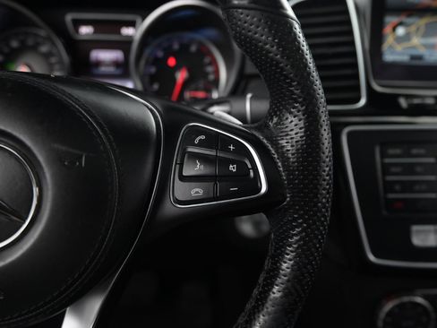 Used 2018 Mercedes-Benz GLS 450 4MATIC image 38