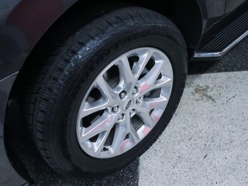 Used 2021 Ford Expedition XLT AWD/4WD image 36