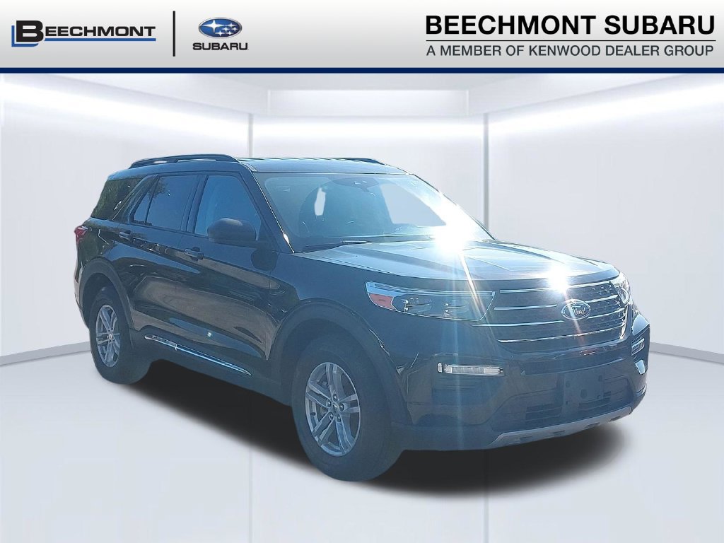 Used 2024 Ford Explorer XLT w/ Equipment Group 202A AWD/4WD image 1