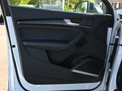 Used 2022 Audi SQ5 Premium Plus image 27