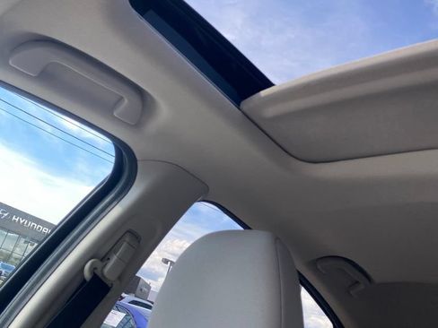 Used 2016 Honda HR-V EX image 6